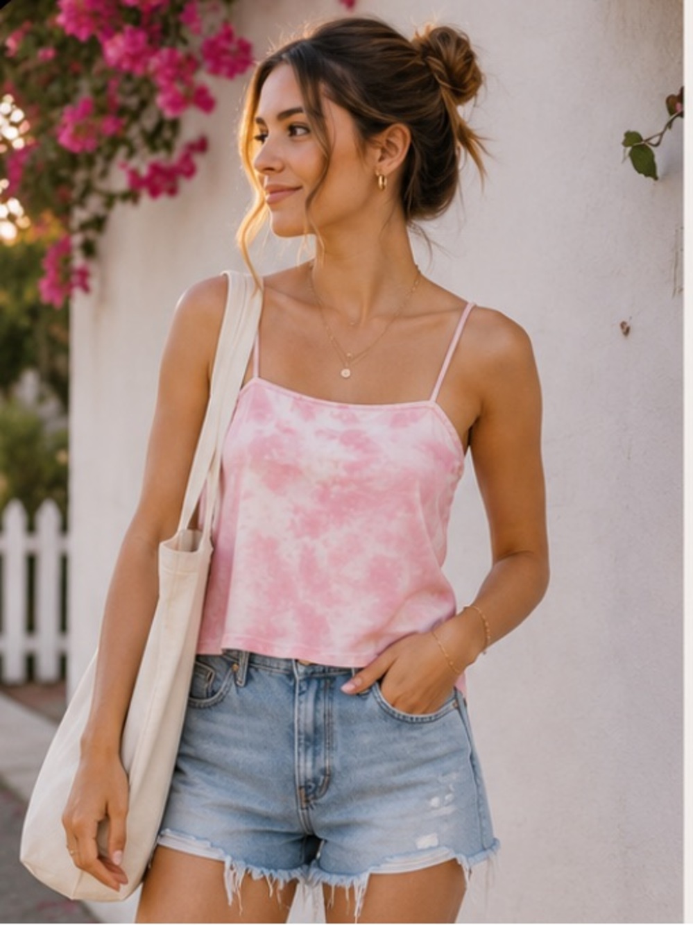 🟡Medium pink and white tie dye tank top